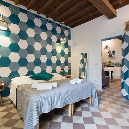 F6 - Santa Croce One Bedroom Flat For 2 Or 3 Guests Florence Luaran gambar
