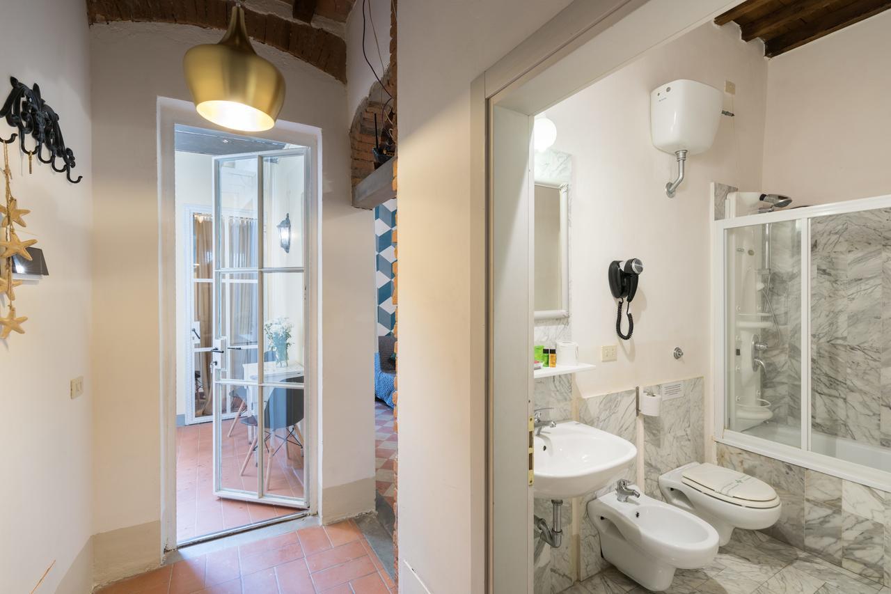 F6 - Santa Croce One Bedroom Flat For 2 Or 3 Guests Florence Luaran gambar