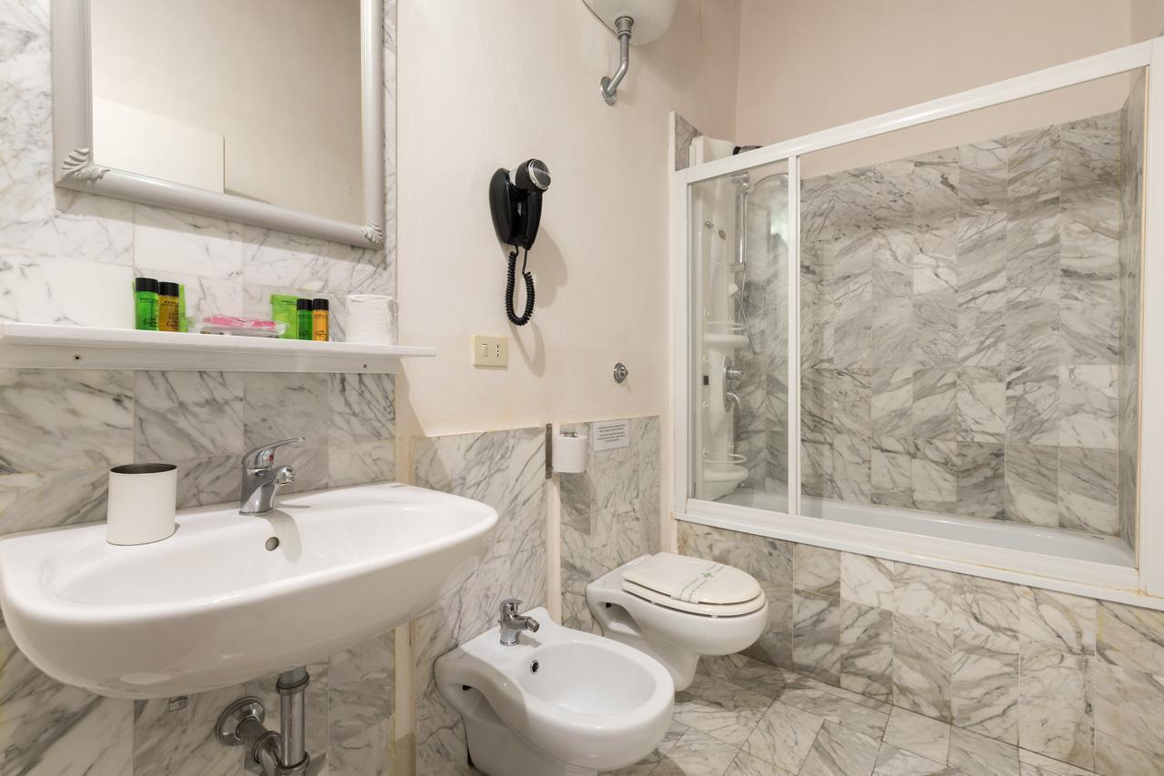 F6 - Santa Croce One Bedroom Flat For 2 Or 3 Guests Florence Luaran gambar